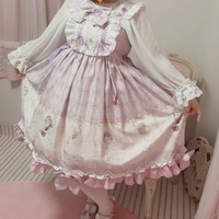 ロリータファッションの画像